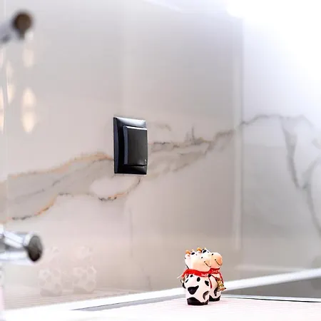 Adell Deluxe * Kawala