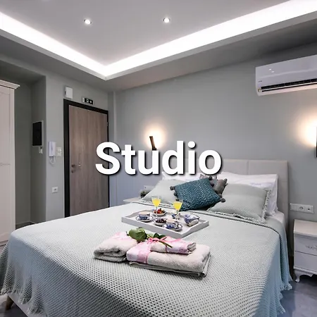 Adell Deluxe Apartment
